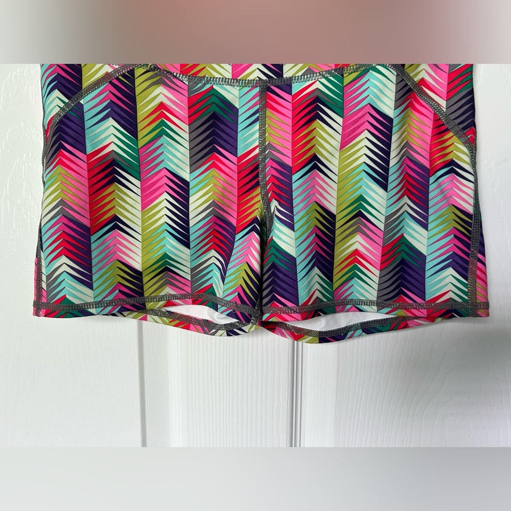Fabletics Patterned Bike Shorts Size XS - Picture 4 of 8